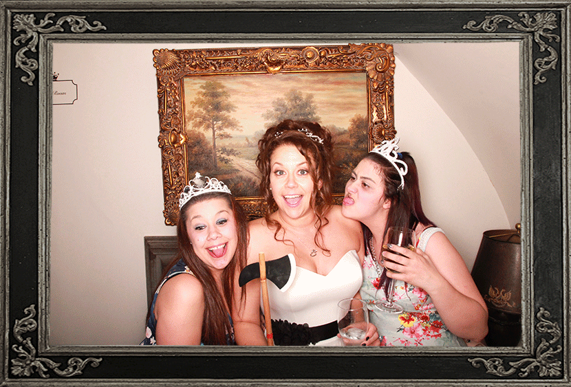 Stephanie-&-Stuart’s-Wedding-Testimonial Carberry Tower Edinburgh photo Booth Wedding Review Odd Box