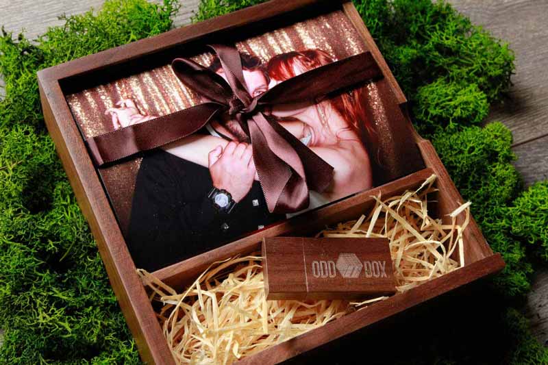 Wooden Memory Box with prints and USB Drive Custom